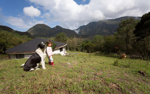 Pululahua Ecolodge