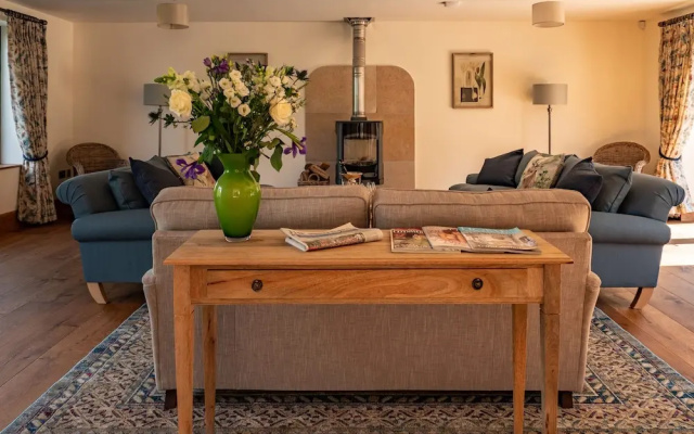 Woodchester Valley House