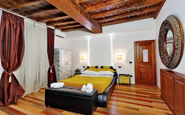 Trevi Penthouse with Jacuzzi