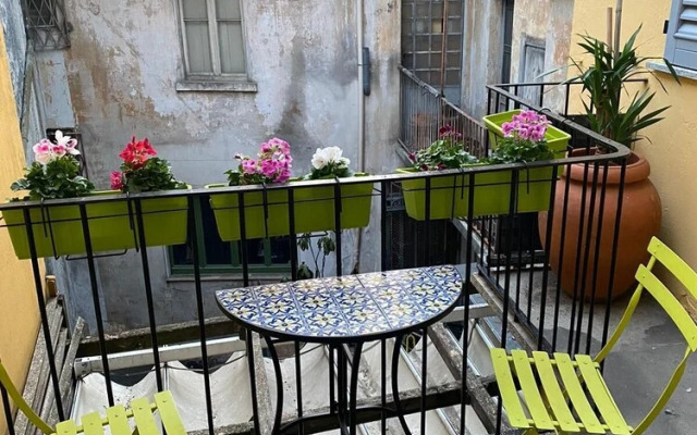 Lecco Center House