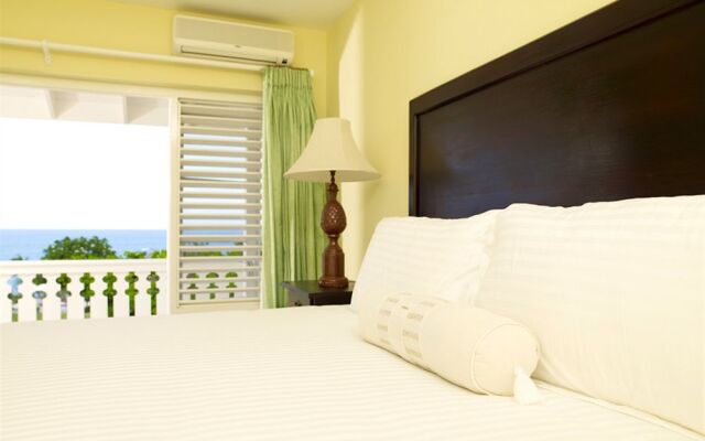 Golden Cove Resort