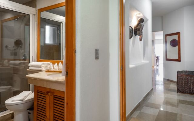 Homing Bird Apartments