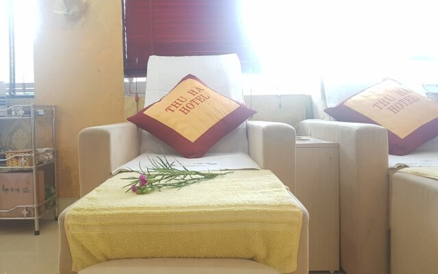 Thu Ha Hotel Catba