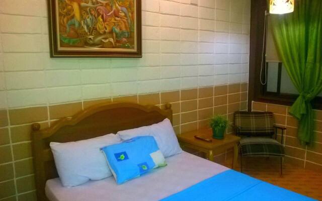 Eco PEN Hauz Guesthouse