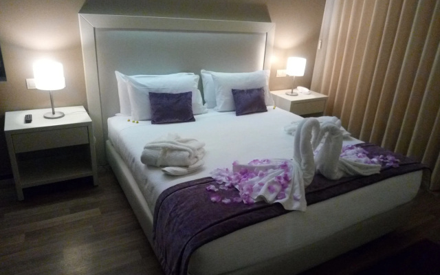 Monte Lírio Hotel