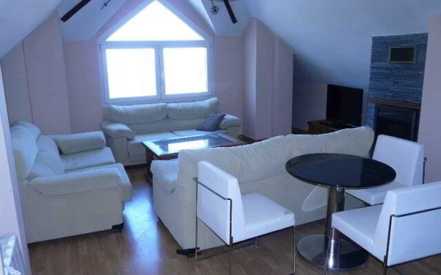 Apartamentos Ski Sabica