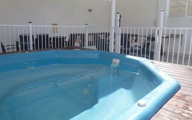 Penthouse 5231 Beach Club
