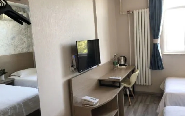 Yijia 365 Chain Hotel (Shijiazhuang Canal Bridge Railway University Yitang Metro Station Branch) – Guest Rooms – Shijiazhuang