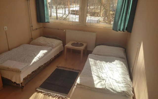 Napsugár Ifjúsági Szálló és Kemping