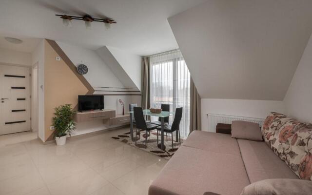 Art Apartments