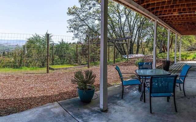 Bel Canto ~stunning Views From Ashlands Hillside