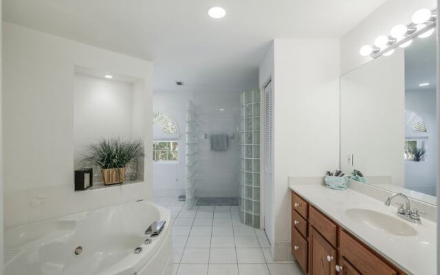 Villa Island Pearl - Roelens Vacations