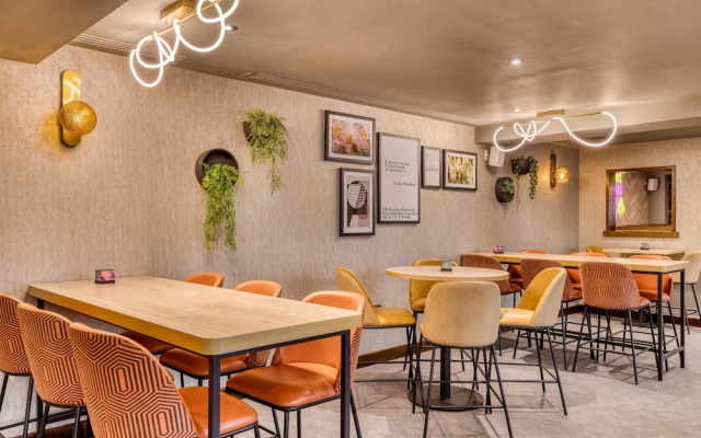 Premier Inn Tewksbury