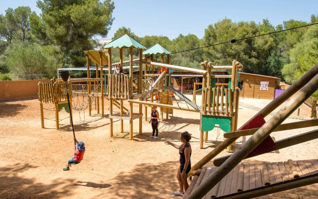 Blau Privilege Porto Petro Beach Resort & Spa