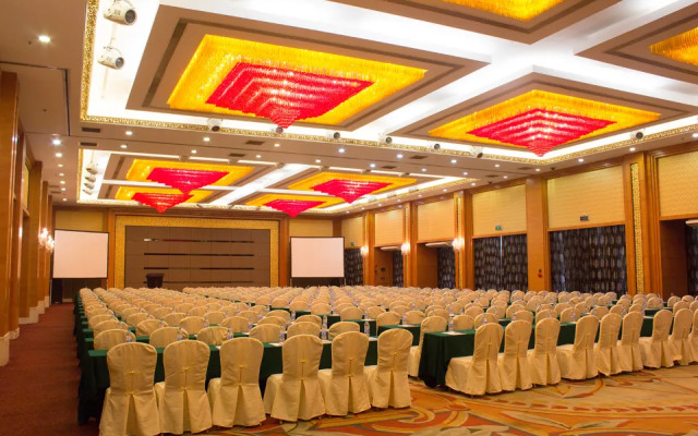 Zhaoqing Senlan Yunhai Hotel