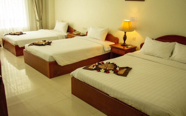 Pursat Riverside Hotel and Spa