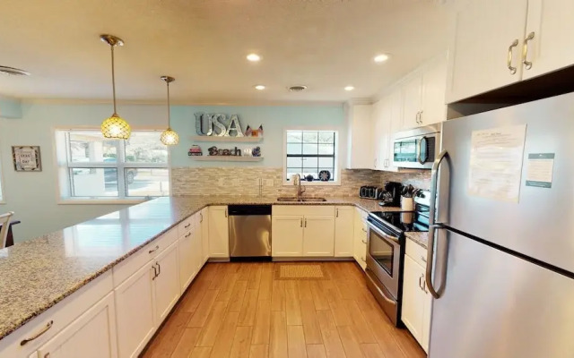Americana Beach 4 Bedroom Home