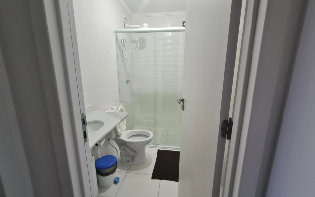 Apartamento na Praia Martim de Sá com linda vista