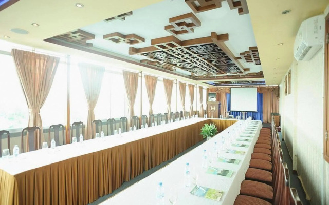 Hoang Yen Hotel