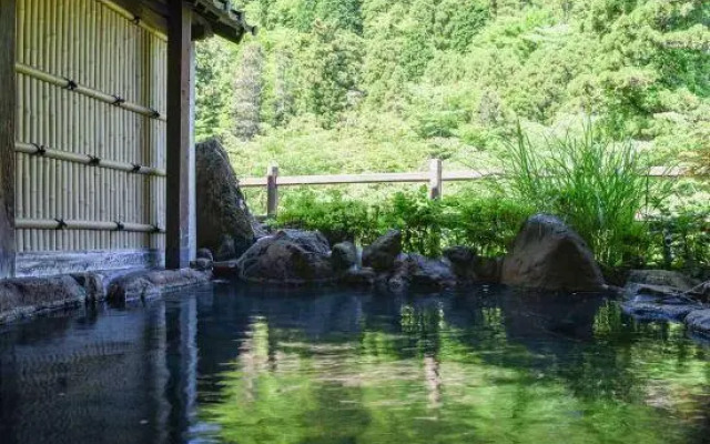 Shirataki Hotel