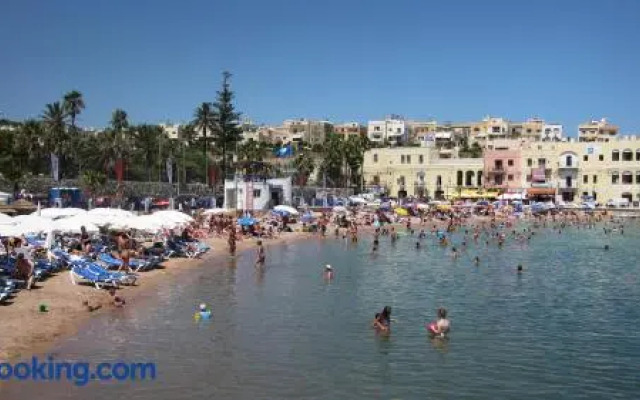 Top Location 2 Bedroom With Terrace