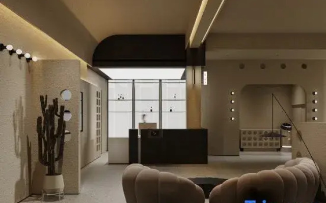 Victor Cloud Enjoy Hotel