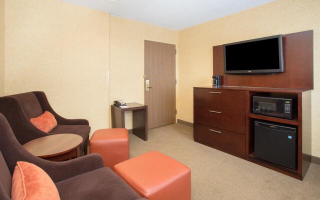 Crowne Plaza Denver International Airport
