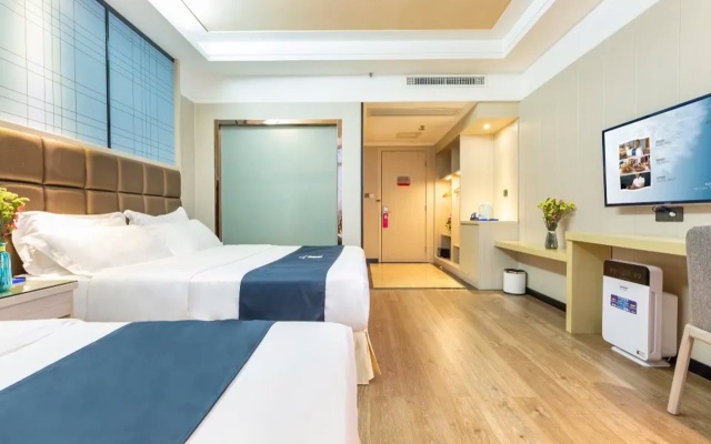Echarm Hotel Panyu Chimelong Guangzhou South Railway Station Wanbo Metro Station – Guest Rooms – Guangzhou