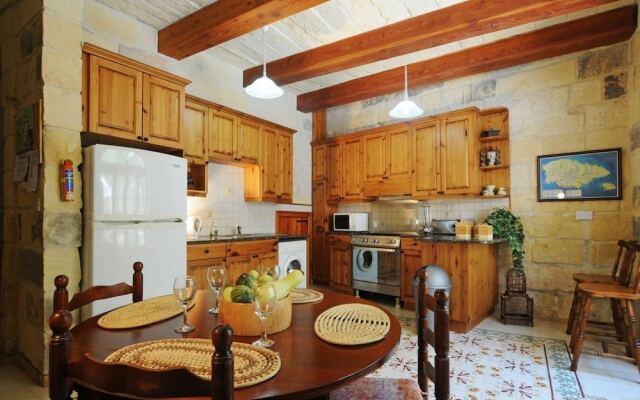 Kemmuna Farmhouse - Rest And Zest