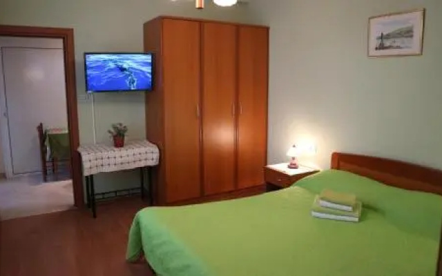 Apartments Komel