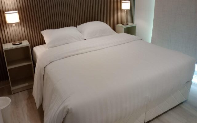 Times Square Suite Hotel