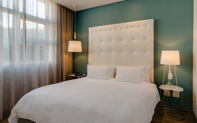 Protea Hotel by Marriott Cape Town Sea Point