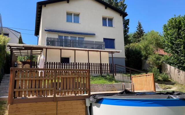Apartment in Mauerbach Near Vienna With Pool