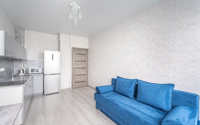 Сон и Душ на Азина