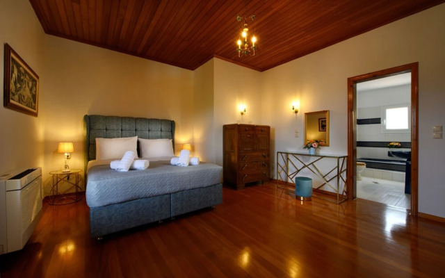 Grand Villa Roubana