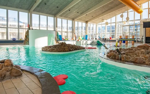 6 Person Holiday Park Home in Ringkobing