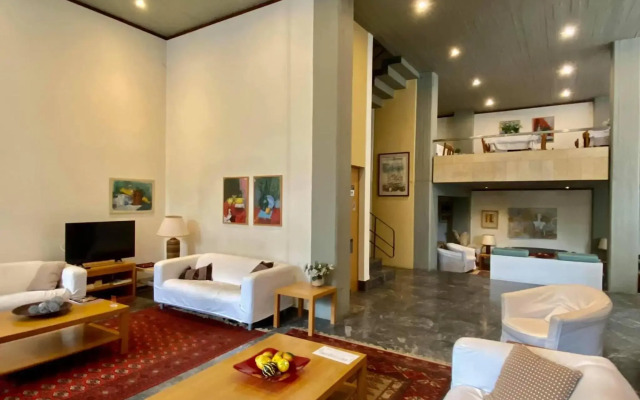 Dioscouri Hotel