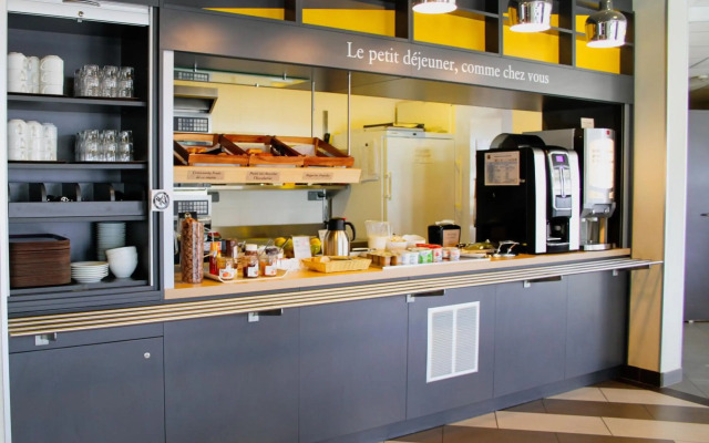 B&B HOTEL MONTELIMAR Sud