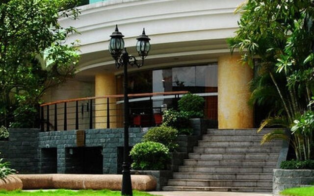 Grand Capital Hotel