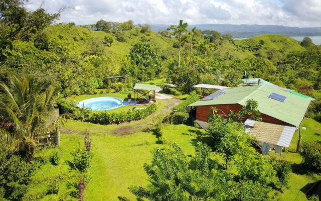 Essence Arenal Spa & Yoga