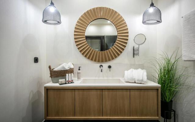 Maison De Mare, 4BR Central Luxury Beach Residence