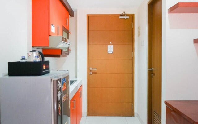 Comfy Studio Apartment at Margonda Residence 2 By Travelio