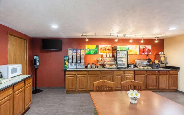 Quality Inn & Suites Lincoln South