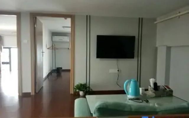 Umi Time Apartment Hotel