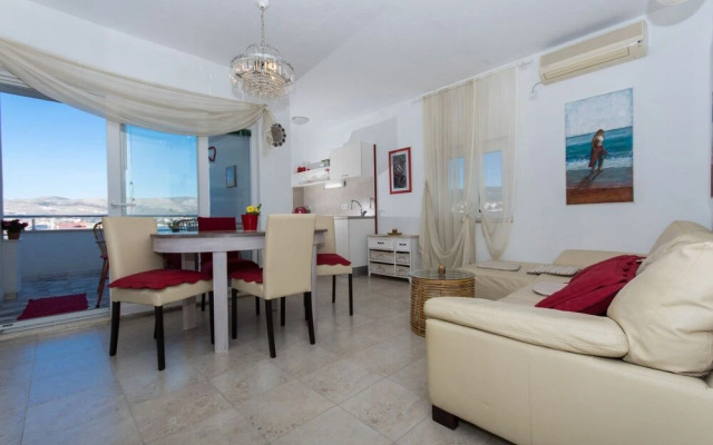 Duga - Beachfront & Seaview - A2