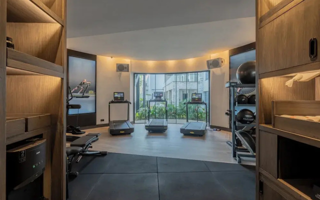 Kwetu Nairobi, Curio Collection by Hilton