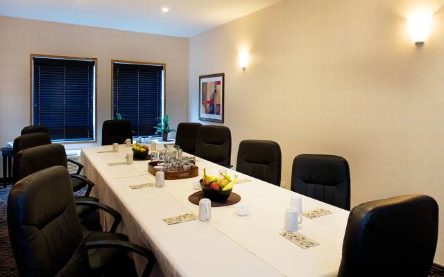 Holiday Inn Express & Suites Regina-South by IHG