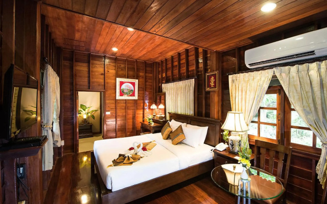 Phuwanalee Resort