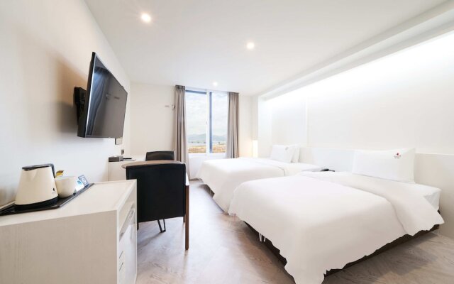 BON Hotel