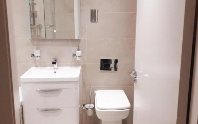 Glasgow 2bd City Centre Apartment - Free Private Parking